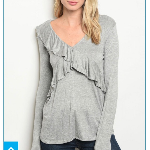 Tops - 🖤🖤🖤Grey Ruffle Long Sleeve